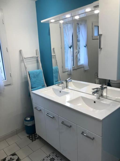 Durban Des Corbieres : Maison Neuve Deco Moderne Екстериор снимка